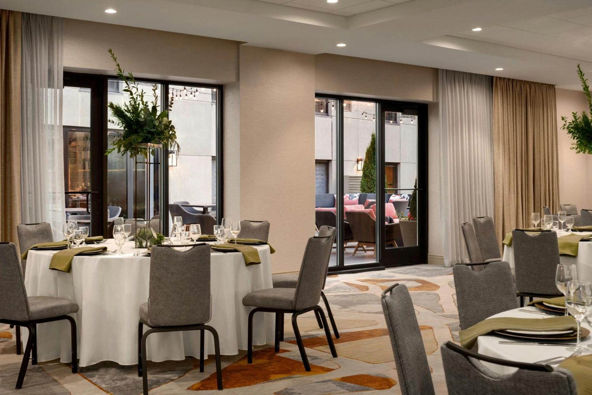 Hotel Marriott South Madison